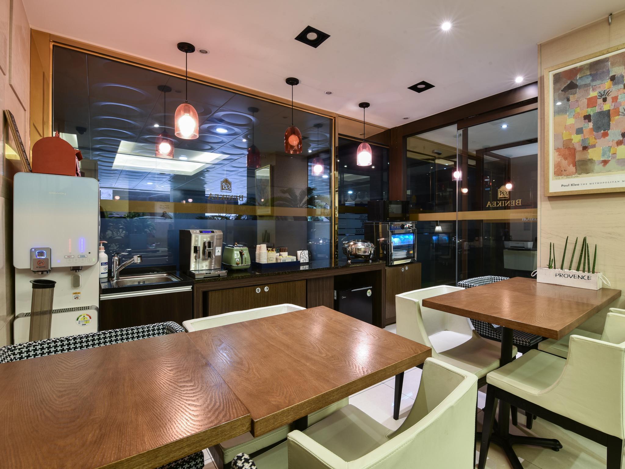 Hotel Noblesse, Yeoksam Seoul Exteriör bild