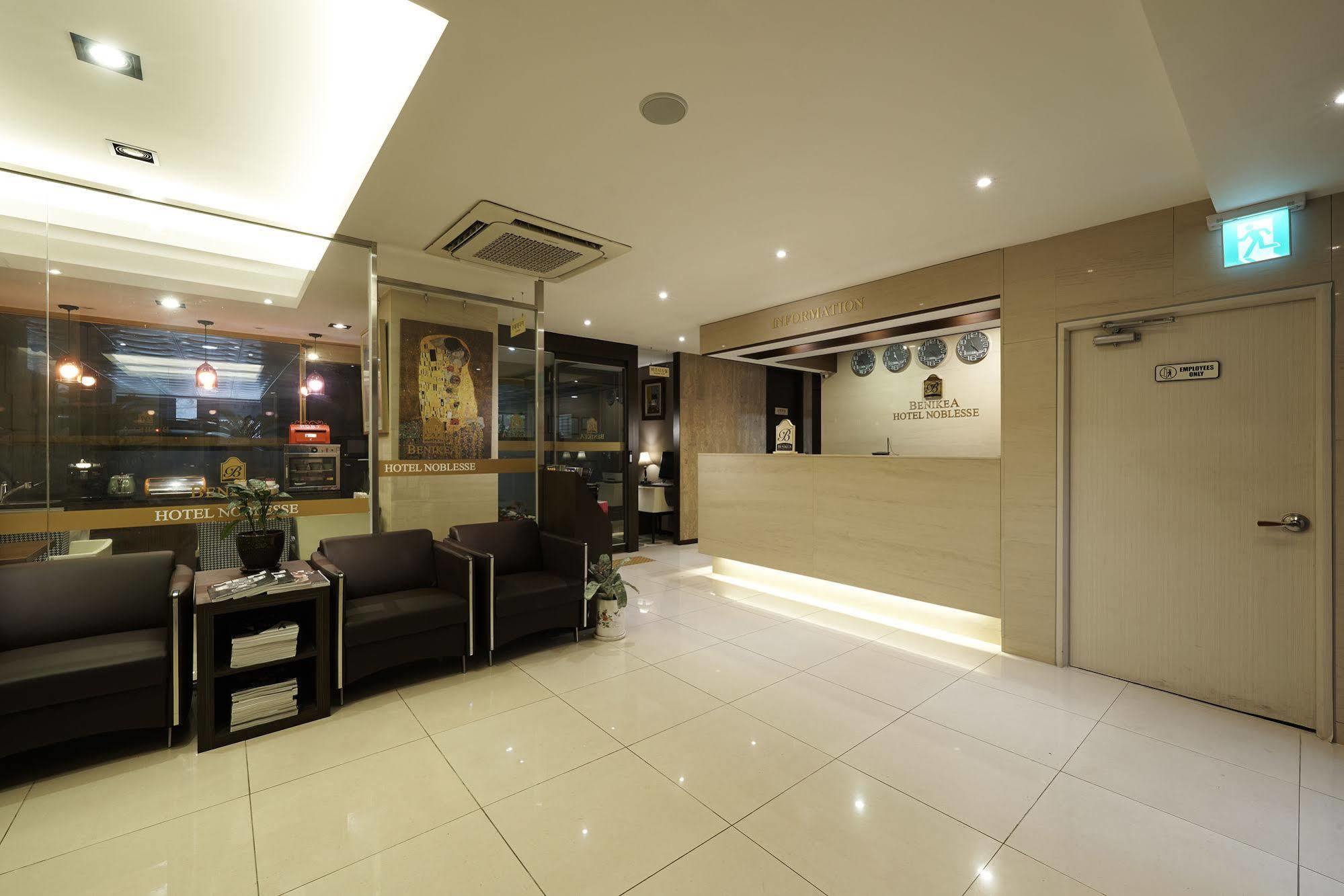 Hotel Noblesse, Yeoksam Seoul Exteriör bild