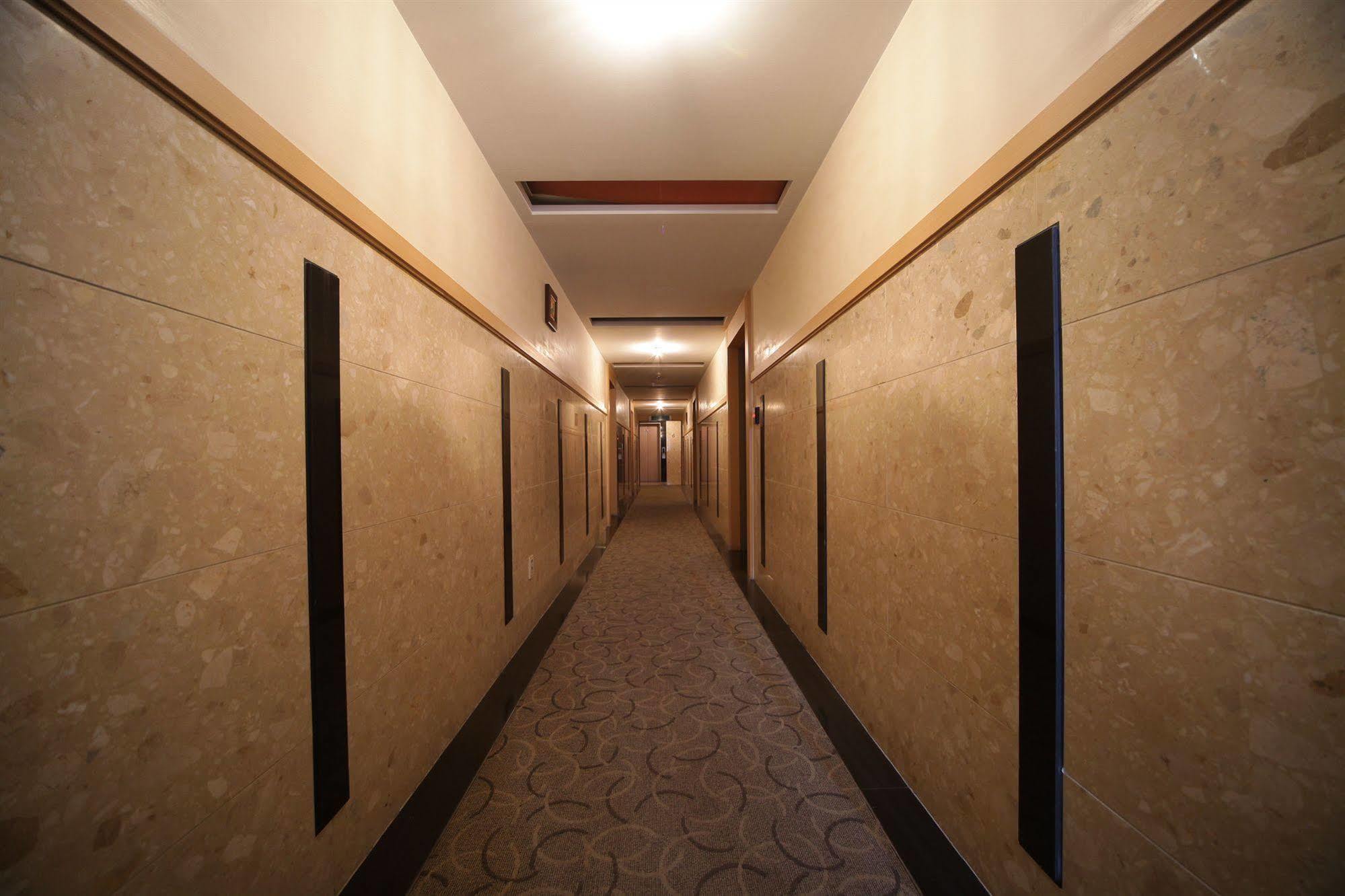 Hotel Noblesse, Yeoksam Seoul Exteriör bild